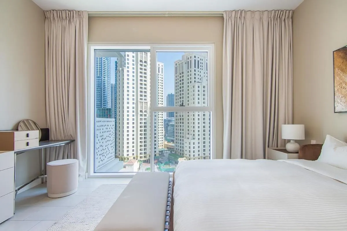 La Vie With Beach Access 1Br Dubai Apartment